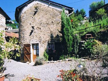 Maison de vacances �/en/au Cambounes (Tarn)ou appartement ou maison de vacances