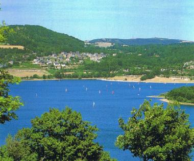 Maison de vacances �/en/au Cambounes (Tarn)ou appartement ou maison de vacances
