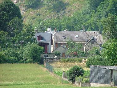 Chambre avec petit d�jeuner �/en/au Gerde (Hautes-Pyr�n�es)ou appartement ou maison de vacances