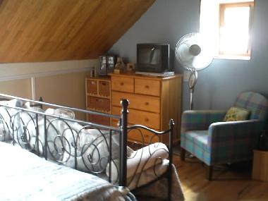 Chambre avec petit d�jeuner �/en/au Gerde (Hautes-Pyr�n�es)ou appartement ou maison de vacances