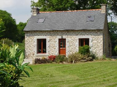 Maison de vacances �/en/au Plounevez-Quintin (C�tes-d'Armor)ou appartement ou maison de vacances
