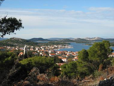 Maison de vacances �/en/au Murter (Sibensko-Kninska)ou appartement ou maison de vacances