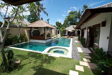 Maison de vacances �/en/au Sanur (Bali)ou appartement ou maison de vacances