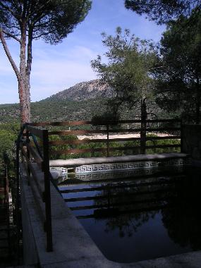 Maison de vacances �/en/au SAN MARTIN DE VALDEIGLESIAS (Madrid)ou appartement ou maison de vacances