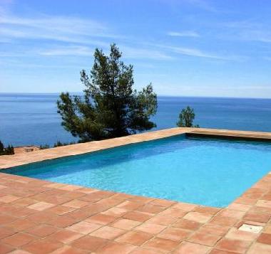 Maison de vacances �/en/au Azeitao (Pen�nsula de Set�bal)ou appartement ou maison de vacances