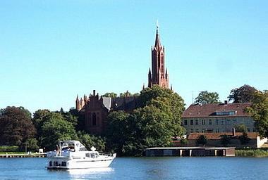 Maison de vacances �/en/au Malchow (Mecklenburgische Seenplatte)ou appartement ou maison de vacances