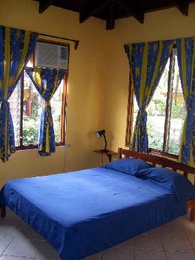 Chambre avec petit d�jeuner �/en/au Playa Potrero (Guanacaste)ou appartement ou maison de vacances