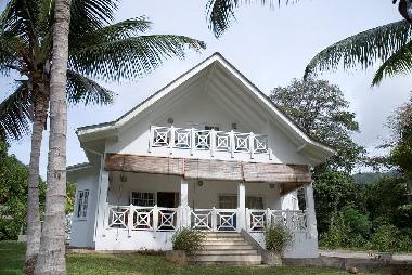 Maison de vacances �/en/au au cap (Anse Royale)ou appartement ou maison de vacances