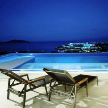 H�tel �/en/au Port Elounda (Lasithi)ou appartement ou maison de vacances