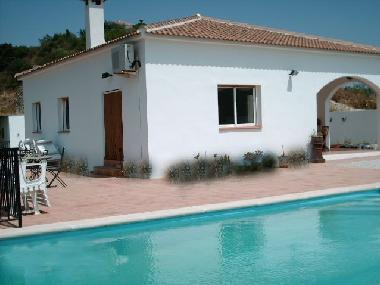 Maison de vacances �/en/au Comares (M�laga)ou appartement ou maison de vacances