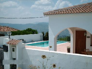 Maison de vacances �/en/au Comares (M�laga)ou appartement ou maison de vacances