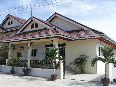Maison de vacances �/en/au Chaam (Phetchaburi)ou appartement ou maison de vacances