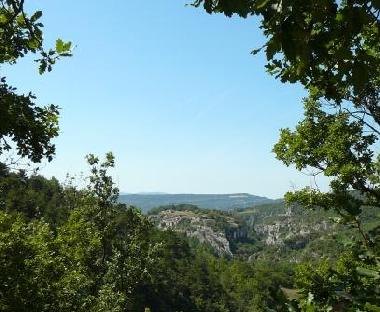 Maison de vacances �/en/au Oppedette (Alpes-de-Haute-Provence)ou appartement ou maison de vacances