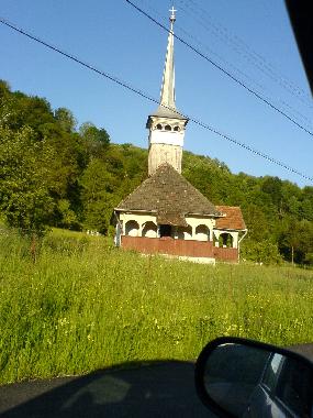 Maison de vacances �/en/au uibaresti (Hunedoara)ou appartement ou maison de vacances