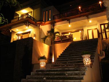 Chambre avec petit d�jeuner �/en/au Uluwatu (Bali)ou appartement ou maison de vacances