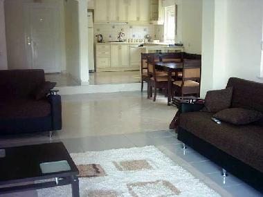 Maison de vacances �/en/au camyuva (Antalya)ou appartement ou maison de vacances