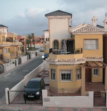 Maison de vacances �/en/au Algorfa (Murcia)ou appartement ou maison de vacances