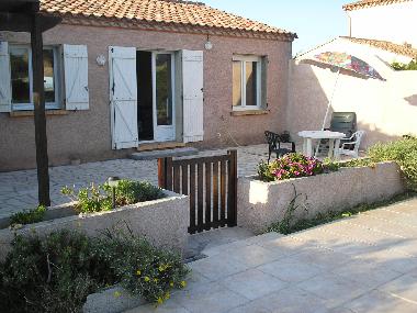 Maison de vacances �/en/au Nevian (Aude)ou appartement ou maison de vacances