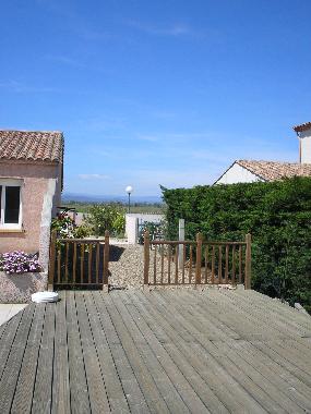 Maison de vacances �/en/au Nevian (Aude)ou appartement ou maison de vacances