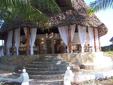 Chambre avec petit d�jeuner �/en/au Diani (Coast)ou appartement ou maison de vacances