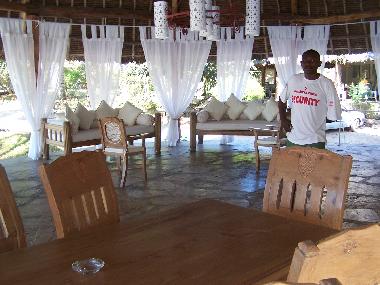 Chambre avec petit d�jeuner �/en/au Diani (Coast)ou appartement ou maison de vacances
