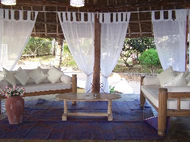 Chambre avec petit d�jeuner �/en/au Diani (Coast)ou appartement ou maison de vacances