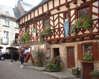 Maison de vacances �/en/au Josselin (Morbihan)ou appartement ou maison de vacances