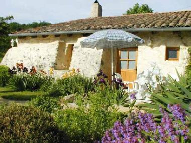 Maison de vacances �/en/au Grane (Dr�me)ou appartement ou maison de vacances