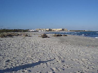Maison de vacances �/en/au KELIBIA (Nabul)ou appartement ou maison de vacances