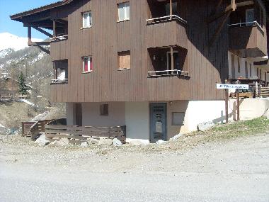 Appartement de vacances �/en/au ALLOS (Alpes-de-Haute-Provence)ou appartement ou maison de vacances