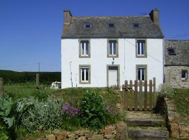 Maison de vacances �/en/au St Jean du Doigt (Finist�re)ou appartement ou maison de vacances