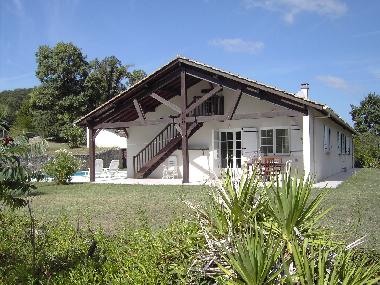 Maison de vacances �/en/au Port-Sainte-Marie (Laggarigue) (Lot-et-Garonne)ou appartement ou maison de vacances