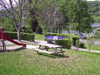 Appartement de vacances �/en/au chasteaux (Corr�ze)ou appartement ou maison de vacances