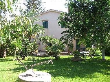 Maison de vacances �/en/au Campofelice di Roccella (Palermo)ou appartement ou maison de vacances