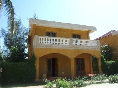 Maison de vacances �/en/au La Somone (Thies)ou appartement ou maison de vacances