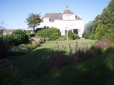 Maison de vacances �/en/au Vrouwenpolder (Zeeland)ou appartement ou maison de vacances
