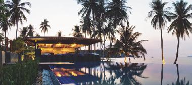 Piscine d'infinit� d'autre piscine d'aventure