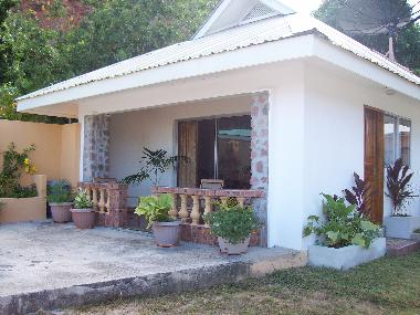Maison de vacances �/en/au Praslin (Baie Sainte Anne)ou appartement ou maison de vacances