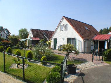 Maison de vacances �/en/au Heel (Limburg)ou appartement ou maison de vacances