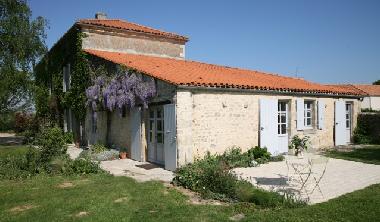 Chambre avec petit d�jeuner �/en/au St Michel le Cloucq (Vend�e)ou appartement ou maison de vacances