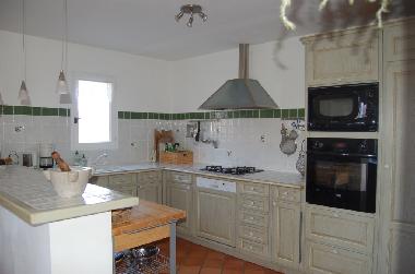 Maison de vacances �/en/au Lacoste (Vaucluse)ou appartement ou maison de vacances