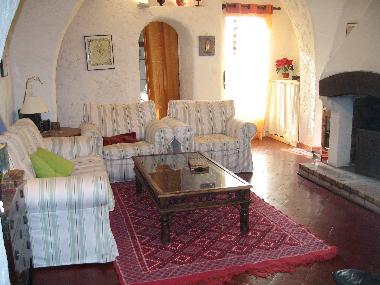 Maison de vacances �/en/au M�rindol (Vaucluse)ou appartement ou maison de vacances