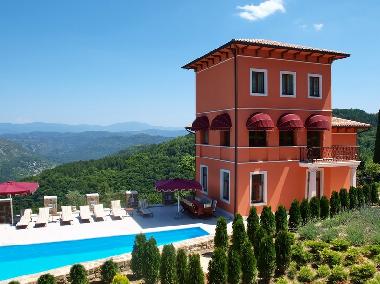 Maison de vacances �/en/au Oprtalj (Istarska)ou appartement ou maison de vacances