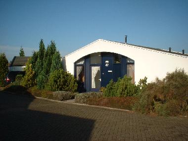Bateau �/en/au Lemmer (Friesland)ou appartement ou maison de vacances