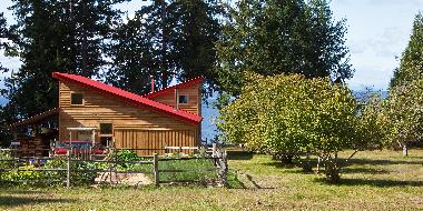 Chambre avec petit d�jeuner �/en/au Mansons Landing (British Columbia)ou appartement ou maison de vacances