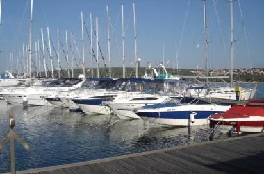 Bateau �/en/au PUNAT (Primorsko-Goranska)ou appartement ou maison de vacances