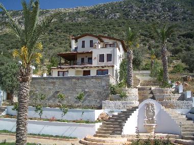 Maison de vacances �/en/au g�kseki-Kas (Antalya)ou appartement ou maison de vacances