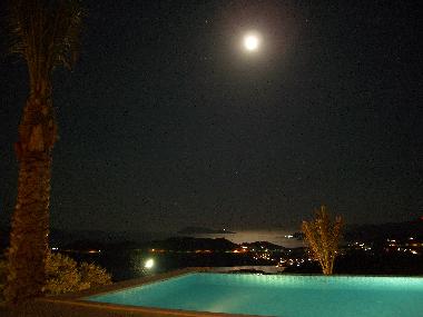 Maison de vacances �/en/au g�kseki-Kas (Antalya)ou appartement ou maison de vacances