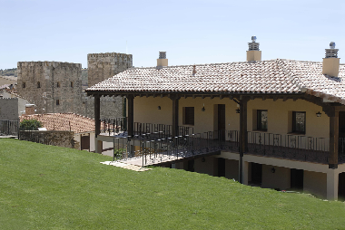 H�tel �/en/au Deza (Soria)ou appartement ou maison de vacances