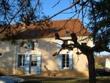 Maison de vacances �/en/au Saint Germaine et Mons (Dordogne)ou appartement ou maison de vacances
